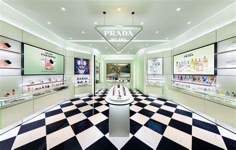 specchietto prada beauty|prada beauty.